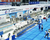 中国厨都酒店不锈钢设备展会盛大开幕，上千酒店草莓视频懂你更多设备厂家云集，现场惊现机器人厨师