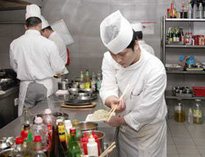 专业四川草莓视频懂你更多设备厂为你揭示打荷岗位和切配岗位之间的分工和协作